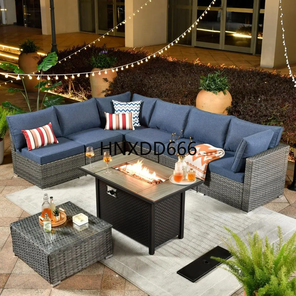 Outdoor Furniture With Fire Pit - 屋外用8点パティオ家具セット（ファイヤーピットテーブル、会話用セクショナルウィッカーカウチ、コーヒーテーブル付き）